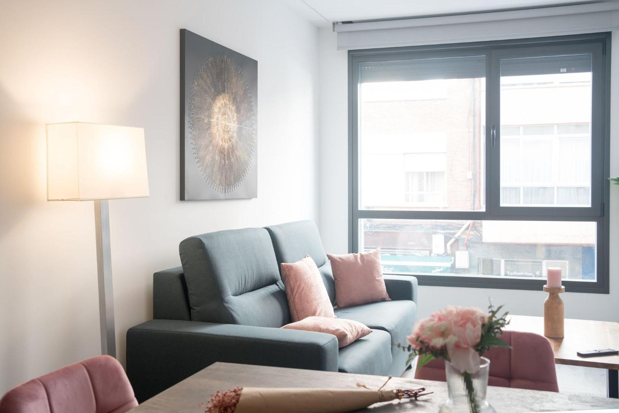 Apartamentos Go La Circular-Parking Gratuito バリャドリド エクステリア 写真