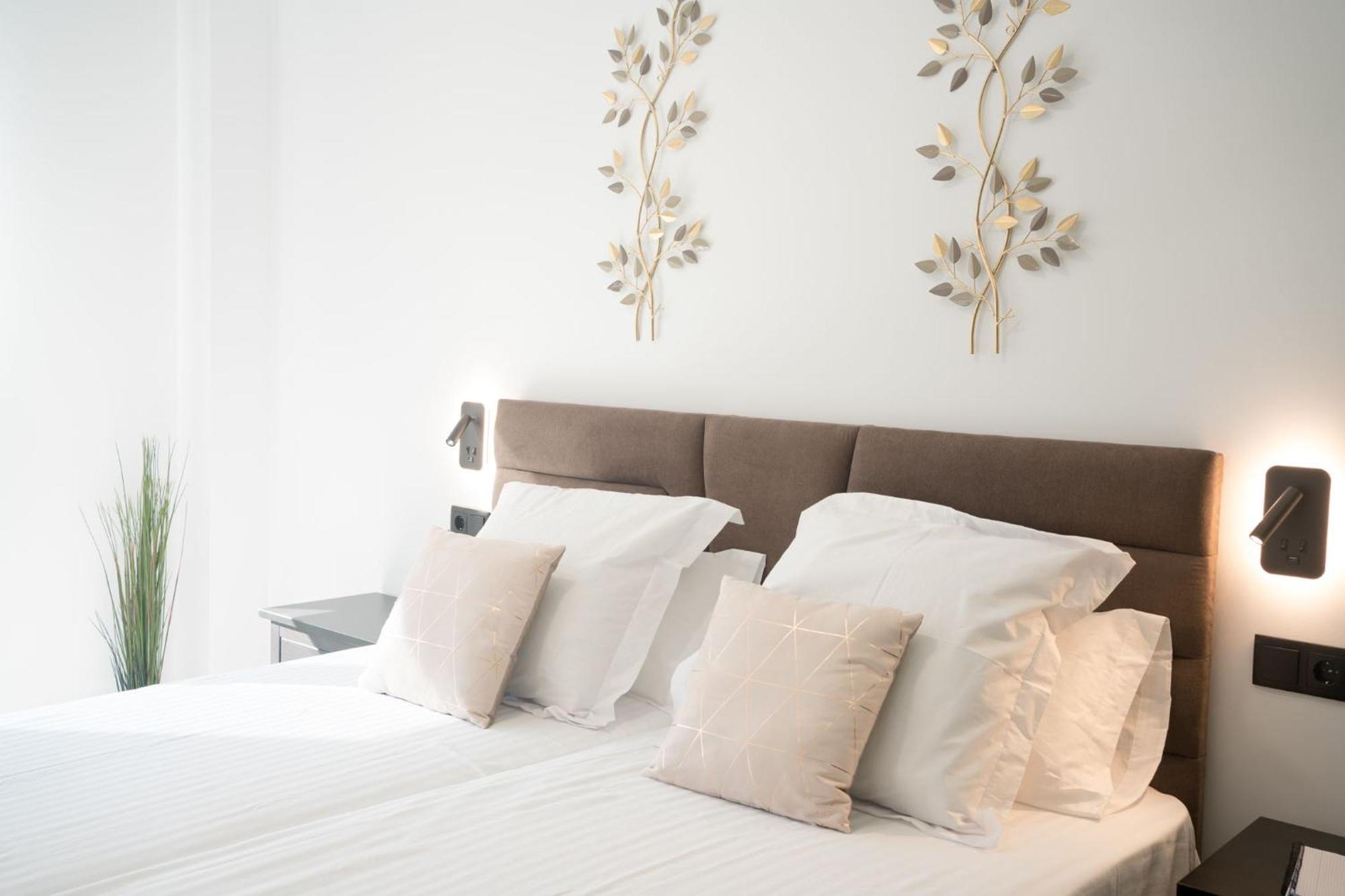 Apartamentos Go La Circular-Parking Gratuito バリャドリド エクステリア 写真